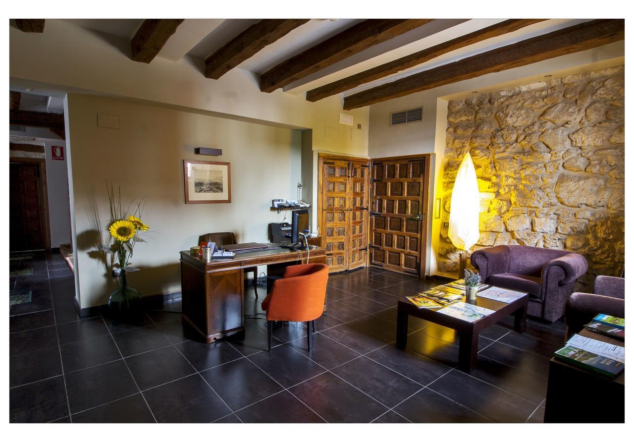 Posada La Casona De Valbuena Valbuena De Duero Exteriör bild