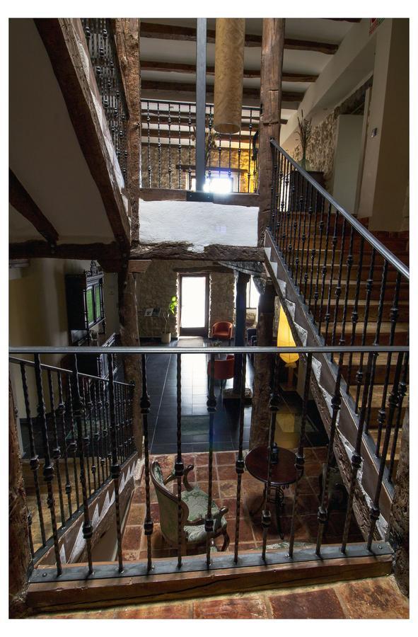 Posada La Casona De Valbuena Valbuena De Duero Exteriör bild
