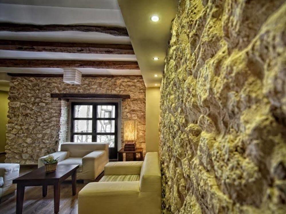 Posada La Casona De Valbuena Valbuena De Duero Exteriör bild