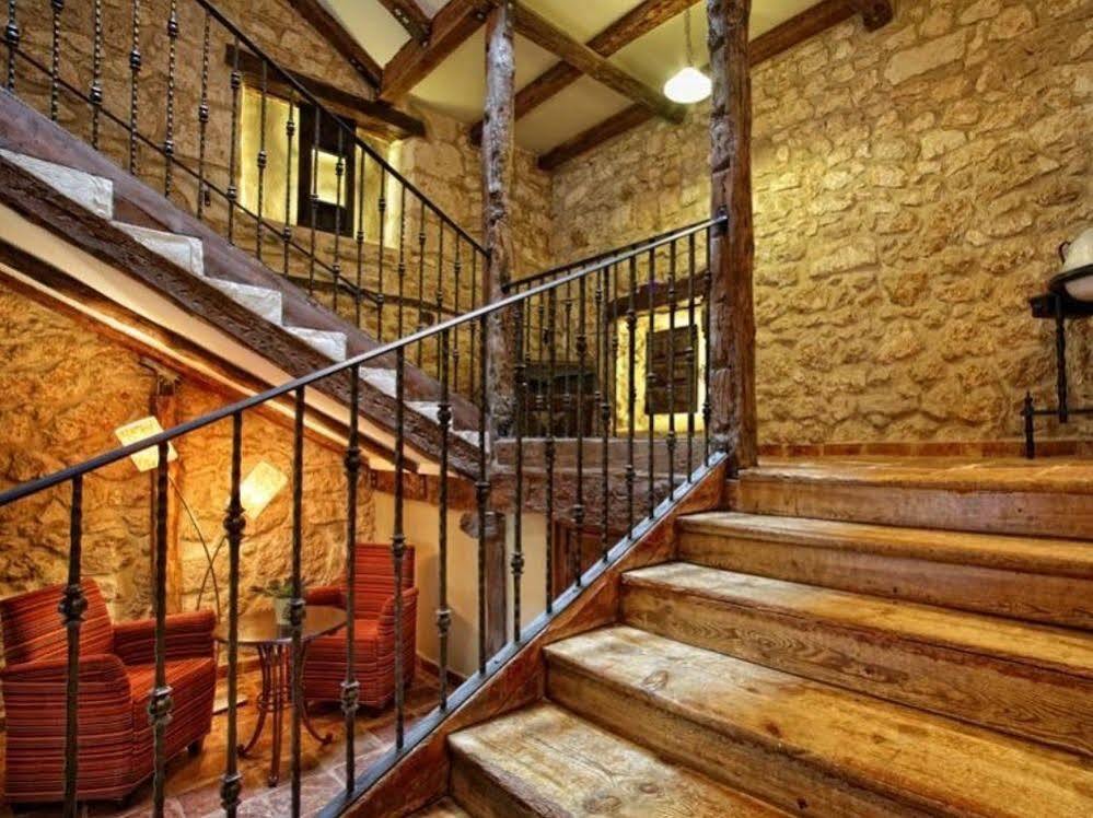 Posada La Casona De Valbuena Valbuena De Duero Exteriör bild